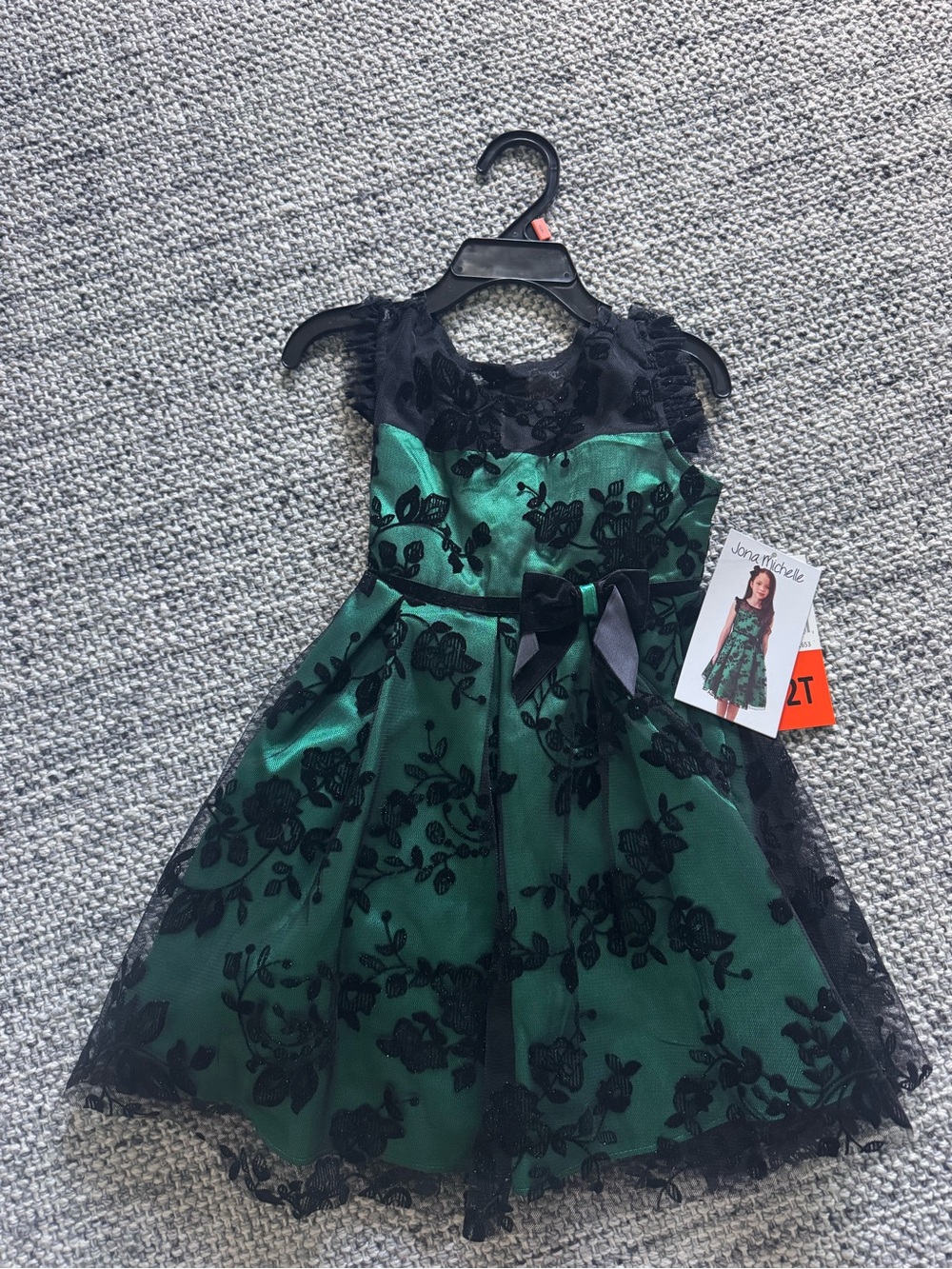 Jona Michelle Girls' Emerald Green & Black Floral Lace Dress